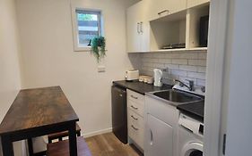 Sarah'S Guest House
